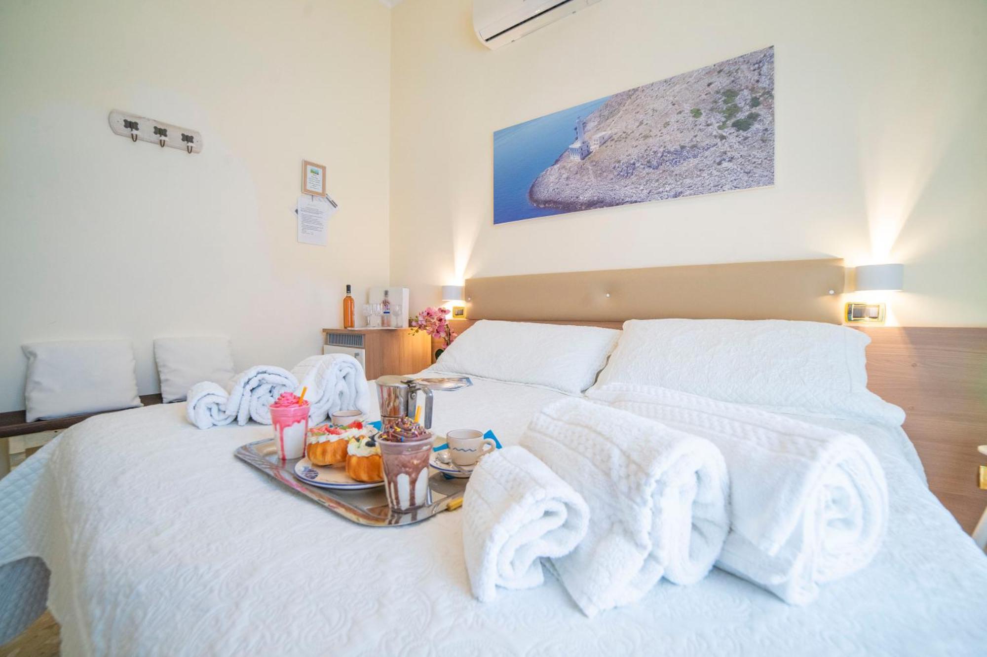 B&B A Due Passi Otranto Eksteriør bilde
